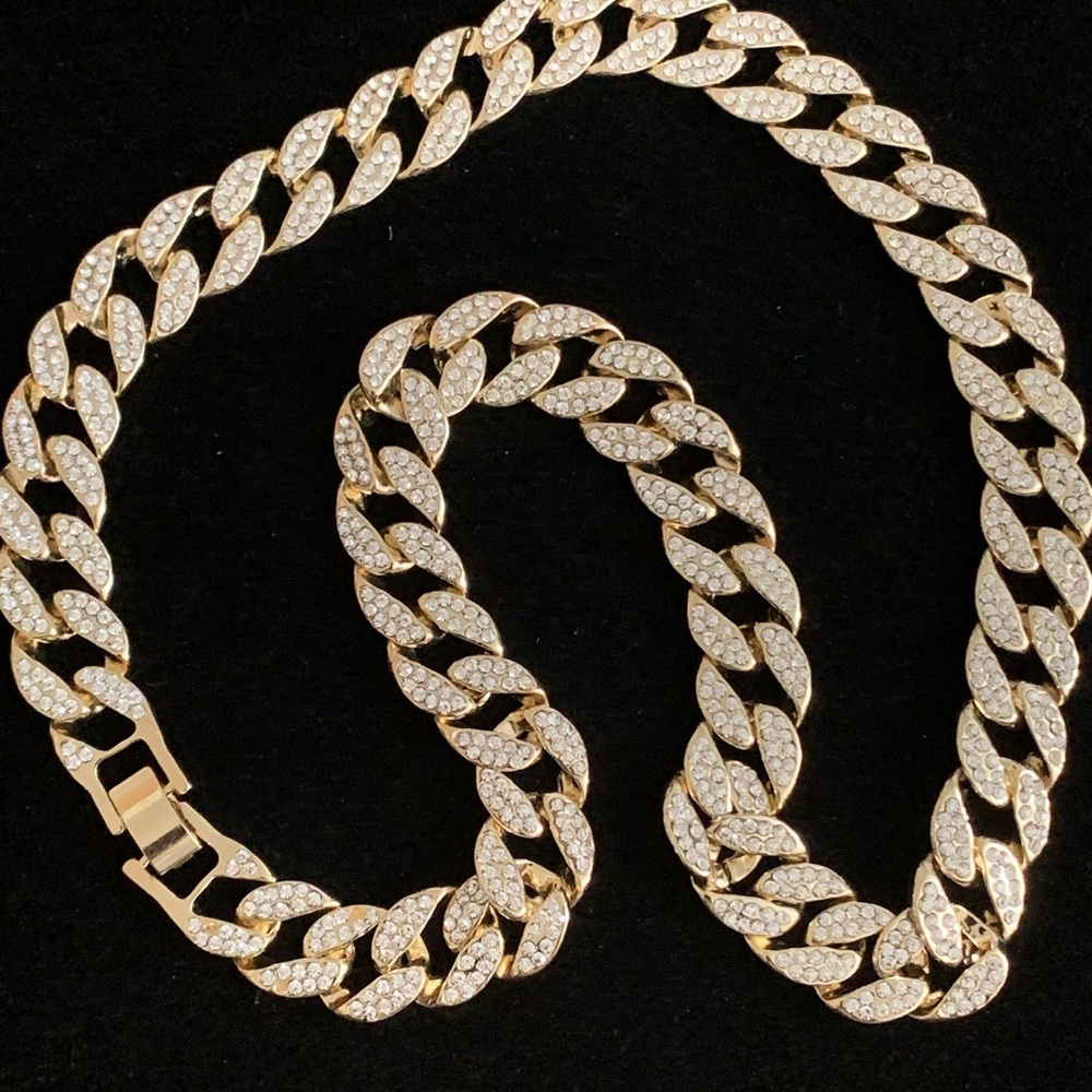 Chain 18kt Gold Plated Necklace - Picture 3 of 5
